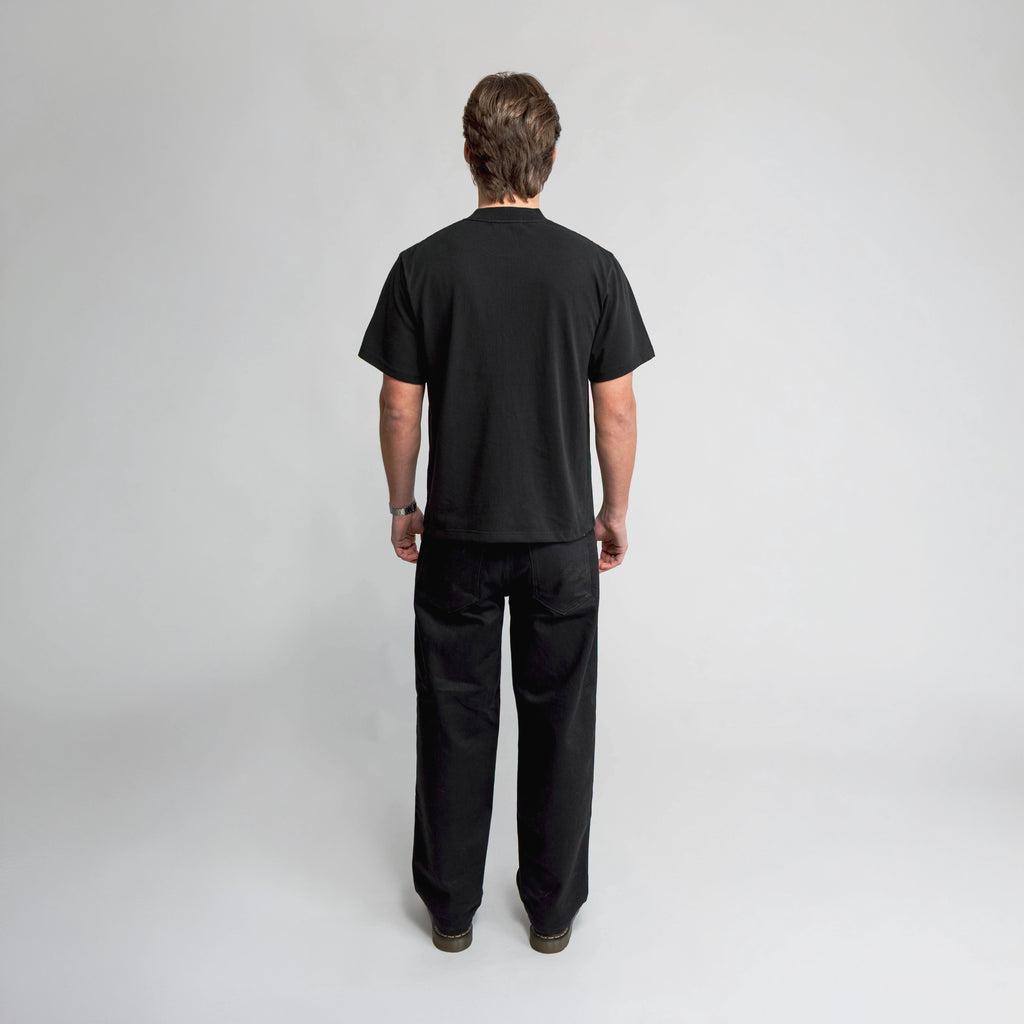 Anderson Relaxed T-Shirt in black, back view