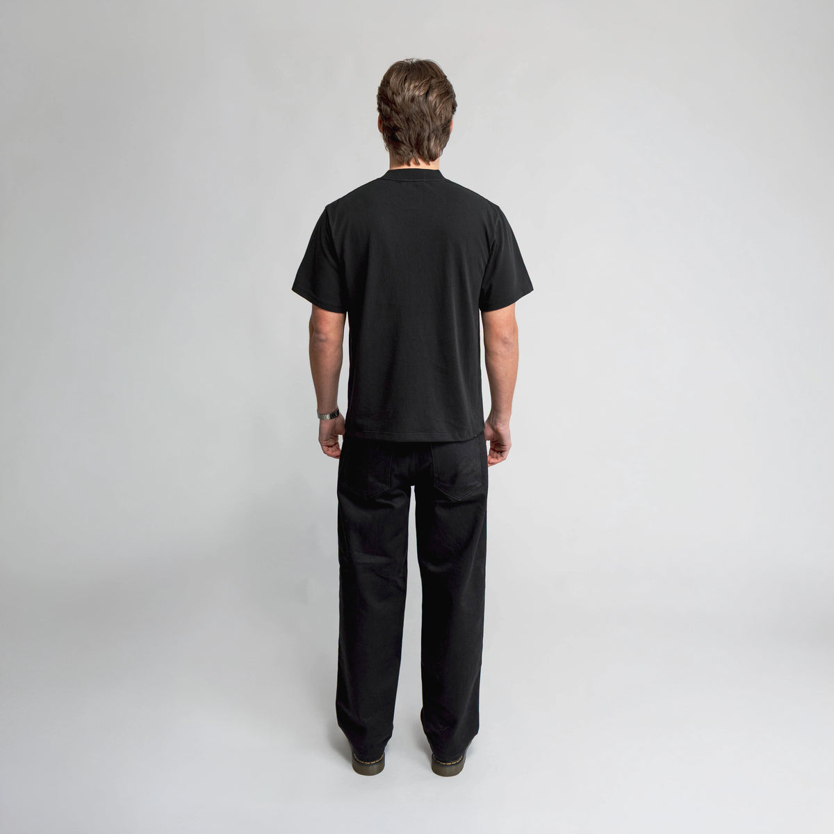 Anderson Relaxed T-Shirt in black, back view
