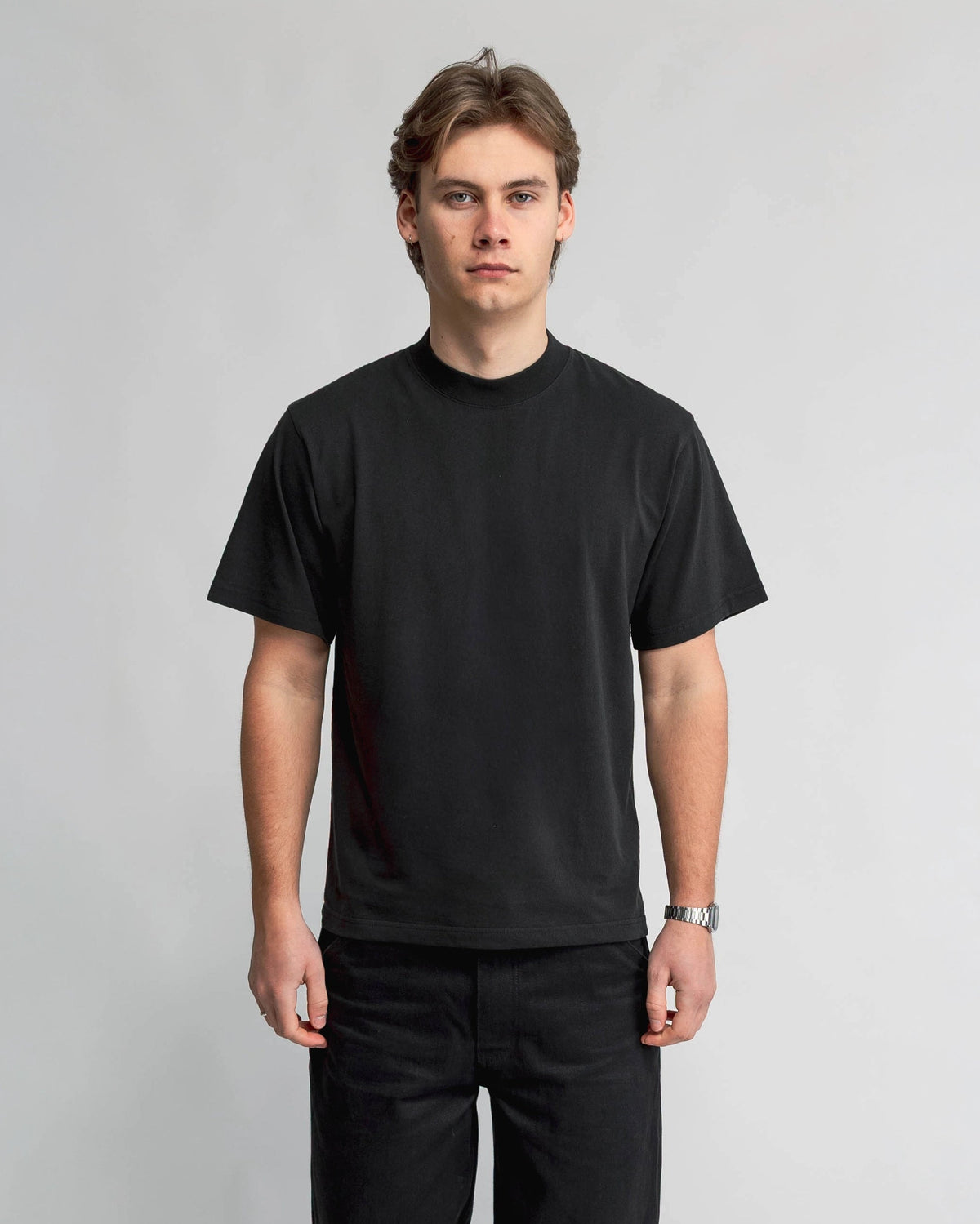 Anderson Relaxed T-Shirt in black, front view